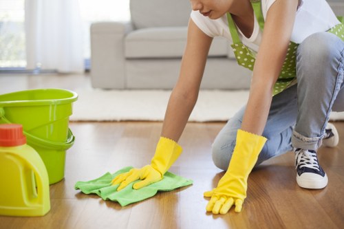 Cleaning team preparing a Westhampstead home for move-out inspection